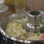 MK RESTAURANT - 鍋にぶち込むだけですが、それなりにおいしいです。