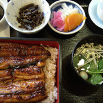 和田家 茉鈴 - うな重。肝吸い・茶碗蒸し・漬物・デザート付き