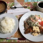 クリエイト - 2016.9.30。日替ランチ（ワラサフライ）