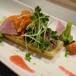 Le vrai - 北海道産秋刀魚のコンフィ 茄子とトマトのパイ