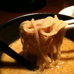 麺や池尻 - 坦坦つけ麺　麺アップ