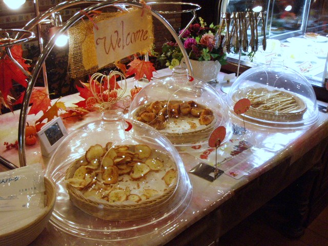 リーズナブルな価格で満足度の高いケーキビュッフェ 石屋製菓 白い恋人パーク By プリンセスマイラー 閉店 カフェティータイム 宮の沢 カフェ 食べログ リーズナブルな価格で満足度の高いケーキビュッフェ 石屋製菓 白い恋人パーク By プリンセスマイラー 閉店 カフェティータイム 宮の沢 カフェ 食べログ