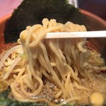 中島亭 - 2016 崩しチャーシューカレーセットのラーメン麺リフト