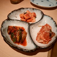 黒毛和牛焼肉 Serge源's 錦店 4F - キムチ盛り合わせ