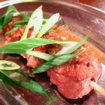 新小屋 - 「ラム肉の串焼き」独特の風味にラム本来の旨みが凝縮