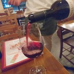 ピッツェリア イルファーロ - トロイの赤ワイン