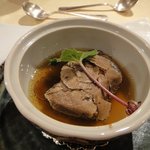 トゥ・ラ・ジョア - 頬肉と大根の煮込み（トリュフ巻き！）１１月