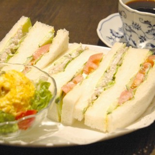 サロンド冨山房Folio_2