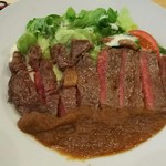 武乃蔵 - （2016年9月  訪問）和風おろしステーキ定食、ステーキアップ。おろしソースがしょっぱいなぁ。