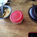 さぬきや - 揚げ玉、おろし生姜、刻みネギ