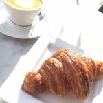 Kona Coffee Purveyors | b. patisserie - ぼじゅーるまどまぜーる