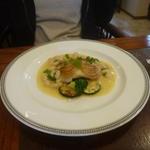 ヴィラージュ - スズキとマトウダイ　ポテトのポワレ