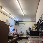 Ramen Kanade Shokudou - 店内をパシャ
      平日の１２時５０分