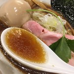 本町製麺所 阿倍野卸売工場 中華そば工房 - 名物中華そば(650円)スープ