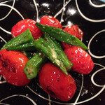 鳥焼 グレゴリー - トマトオクラのオリーブオイル炒め