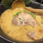 万代 - とんこつラーメン