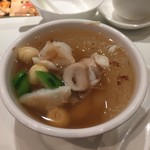 農圃飯店 - 冬瓜のスープ。ミニ佛跳牆的風情あり。旨し！