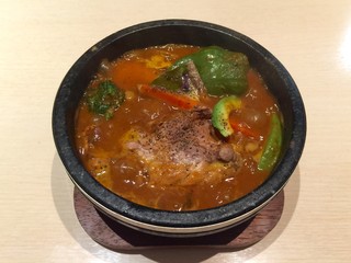 Su-Pu Kari Sendou - チキンカレー辛さ10番880円、石鍋グツグツ熱々です♪