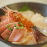 シロクマ食堂 - 海鮮丼1800円