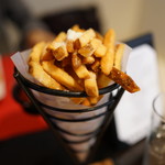 Beer & Buns - トリュフ風味のフレンチフライ