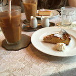 鴻巣cafe - イチヂクのタルト&チーズタルト