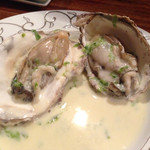 オヘソ - 牡蠣と岩のりのクリーム煮