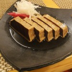 まぐろ小屋 別邸 - 江戸前漬けまぐろ980円　