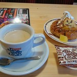 コメダ珈琲店 - ミルクコーヒーとキャラメルリンゴ。