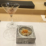 あま木 - 毛ガニの蒸し寿司、剣先いかの耳のソーメン仕立て