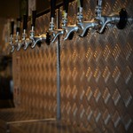 CRUZ BURGERS & CRAFT BEERS - 