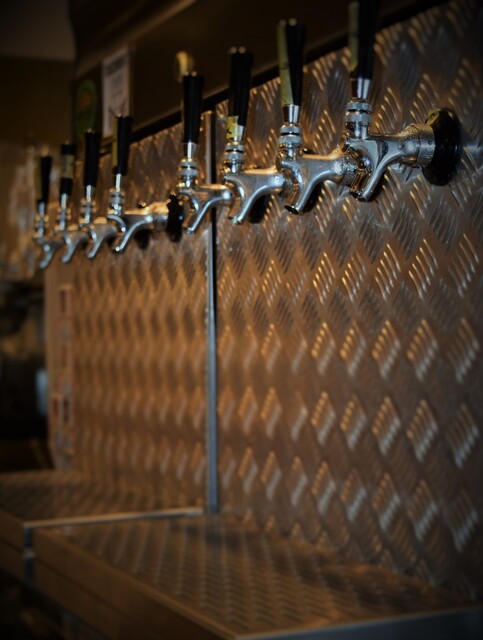 CRUZ BURGERS & CRAFT BEERS restaurant in Tokyo, Japan