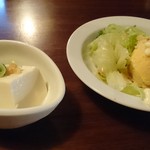 鉄板居酒屋シエテ - 冷奴&ポテトサラダ