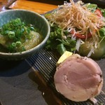 小林 地鶏の里 - 鶏ハム・サラダ(地鶏の里スペシャル)