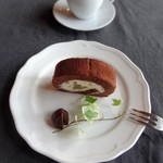c:hord - 栗のロールケーキ