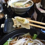 らーめん 黒の木 - あっさりというか…物足りない野菜味。まぁ安いので。