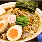 オランダ亭 - しょうゆラーメン+味玉　700+100円  生姜香る醤油ラーメン、美味しいです♪