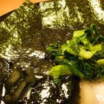 濱之家 - 海苔とホウレン草、家系の基本です