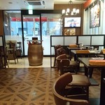 串鳥のワイン酒場 TANTO - 店内