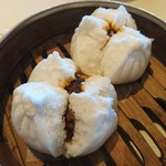 East Ocean Seaview Restaurant - 肉まん 2016年10月