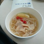 United Club Lounge - 謎の麺類 2016年10月