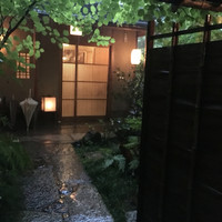 未在 - 雨の未在 石畳