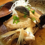 美酒美肴 はまゐ - 甘鯛の煮付け
      とろけるように美味しかったです。