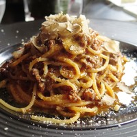 ボッテゴン - 「鹿児島県産黒毛和牛煮込みのスパゲッティ　秋トリュフ風味」のアップ