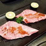 銀山亭 - 2016/8/11
      金賞豊後牛