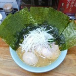 横浜ラーメン はま家 - 