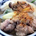 麻布 薔薇屋 - 取り分けた鴨鍋　出された七味とともに