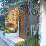 アノニム - 外観