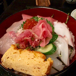 千金 - サービスランチの海鮮丼（900円）