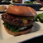 Ruby Tuesday GPO - トリプルプライムチェダーバーガー