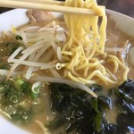 伊吹家 - 味噌ラーメンの麺！